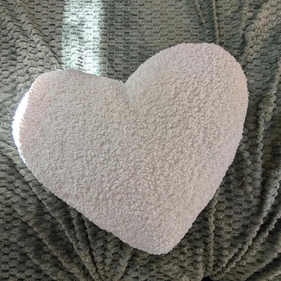 Heart Pillow - Picture 1 of 2
